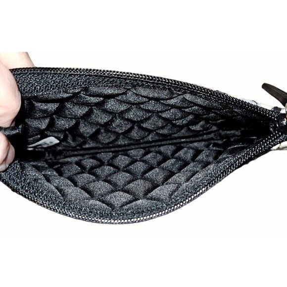 Vera Bradley Makeup Bag Zip Closure 7X5 Scroll Medallion Purple Black White NEW - Picture 3 of 11